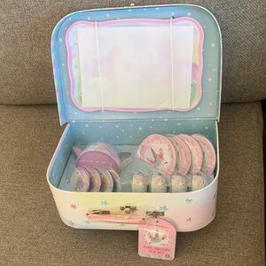 15 Pcs Unicorn Tea Set Pretend Play Tin Tray Pot Cups Saucers Plates Carry Case